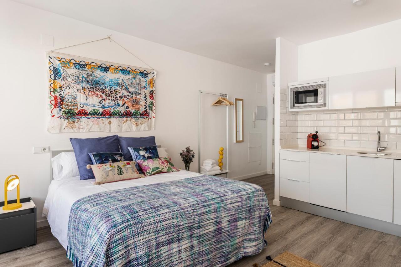 Pop Art, Apartamento De Diseno En Arenal 303 Con Terraza Seville Exterior photo